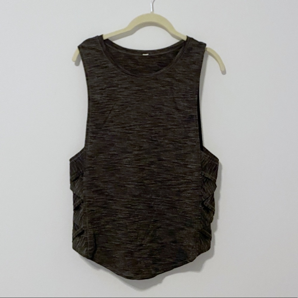 Lululemon Var-City Muscle Tank w Criss-Cross Sides